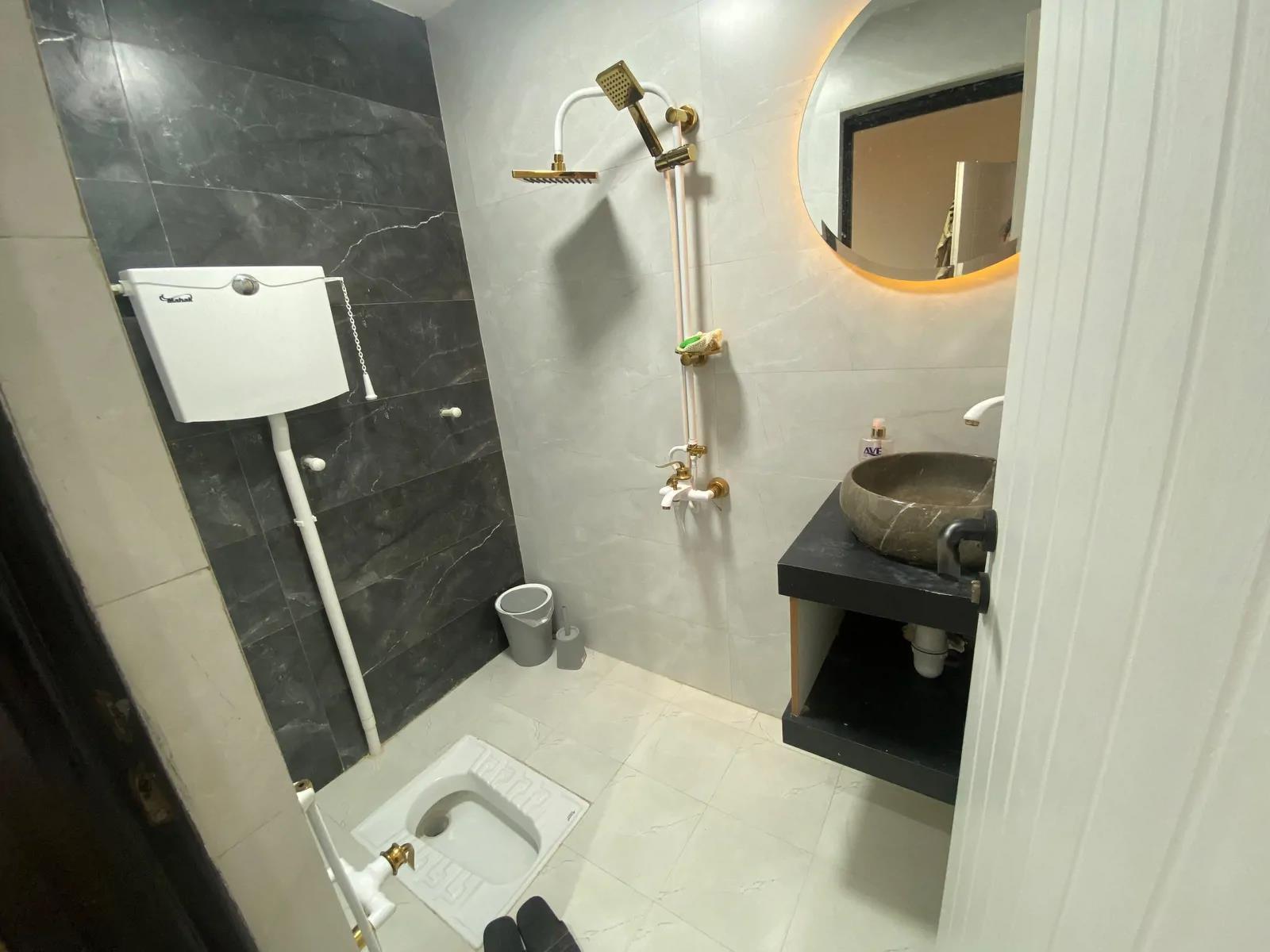 ویلا لاکچری مدرن عباس آباد با بیلیارد کلاردشت