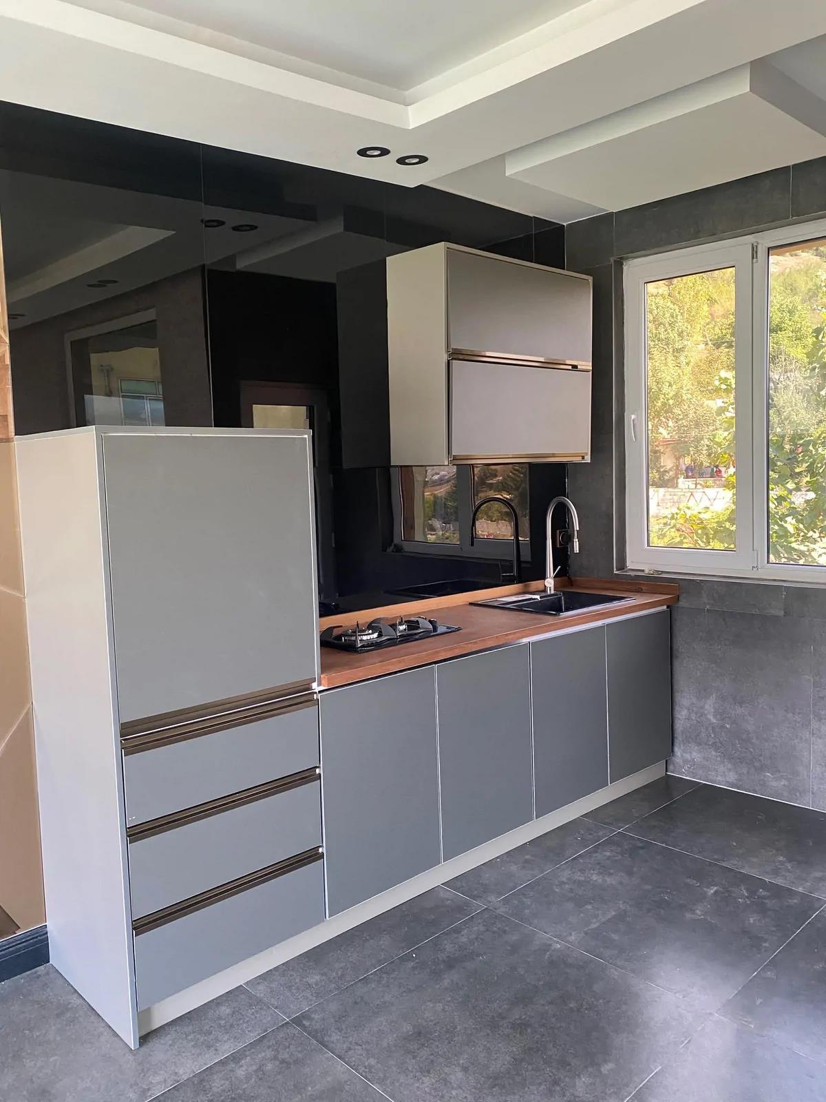 ویلا لاکچری مدرن عباس آباد با بیلیارد کلاردشت