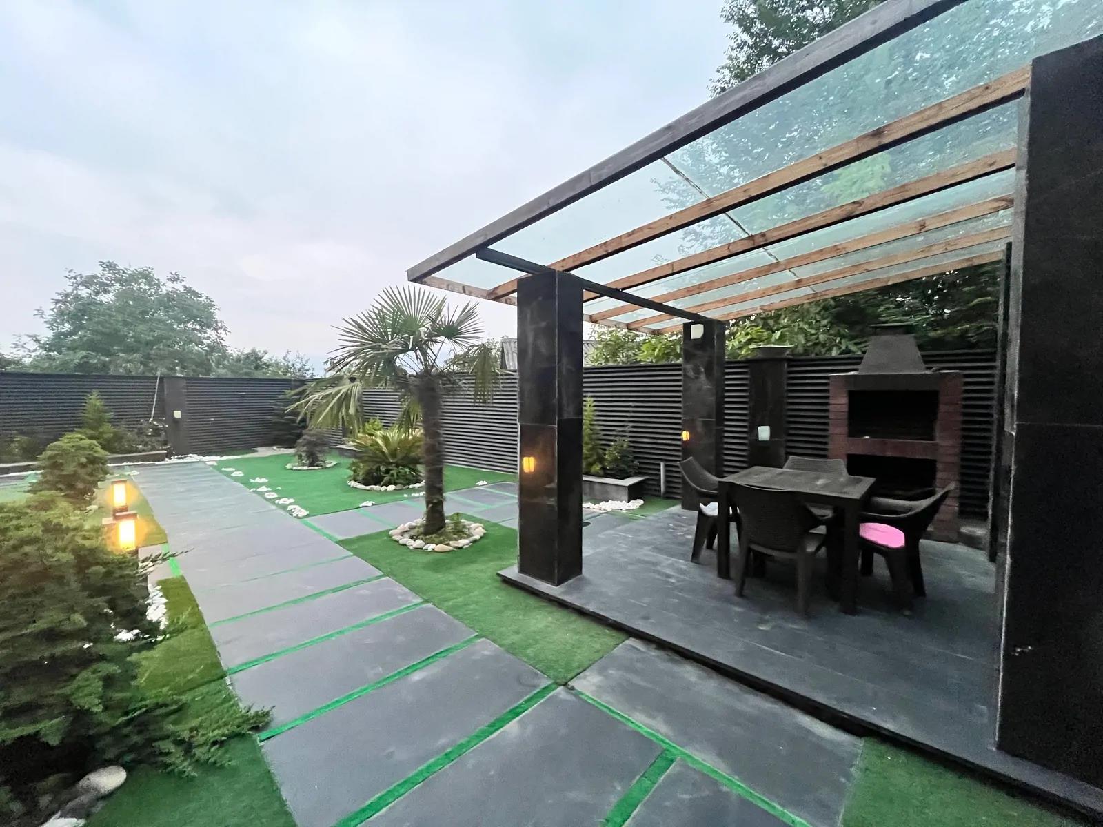 ویلا لاکچری مدرن عباس آباد با بیلیارد کلاردشت