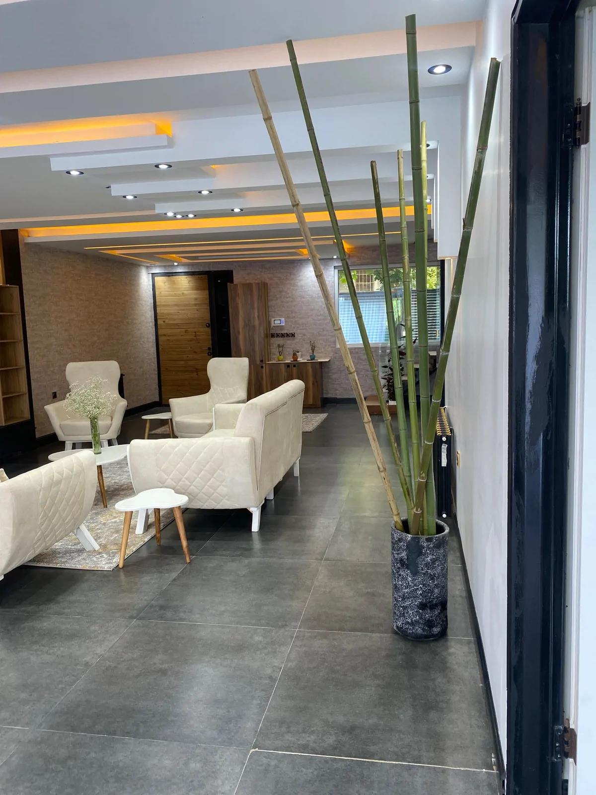 ویلا لاکچری مدرن عباس آباد با بیلیارد کلاردشت