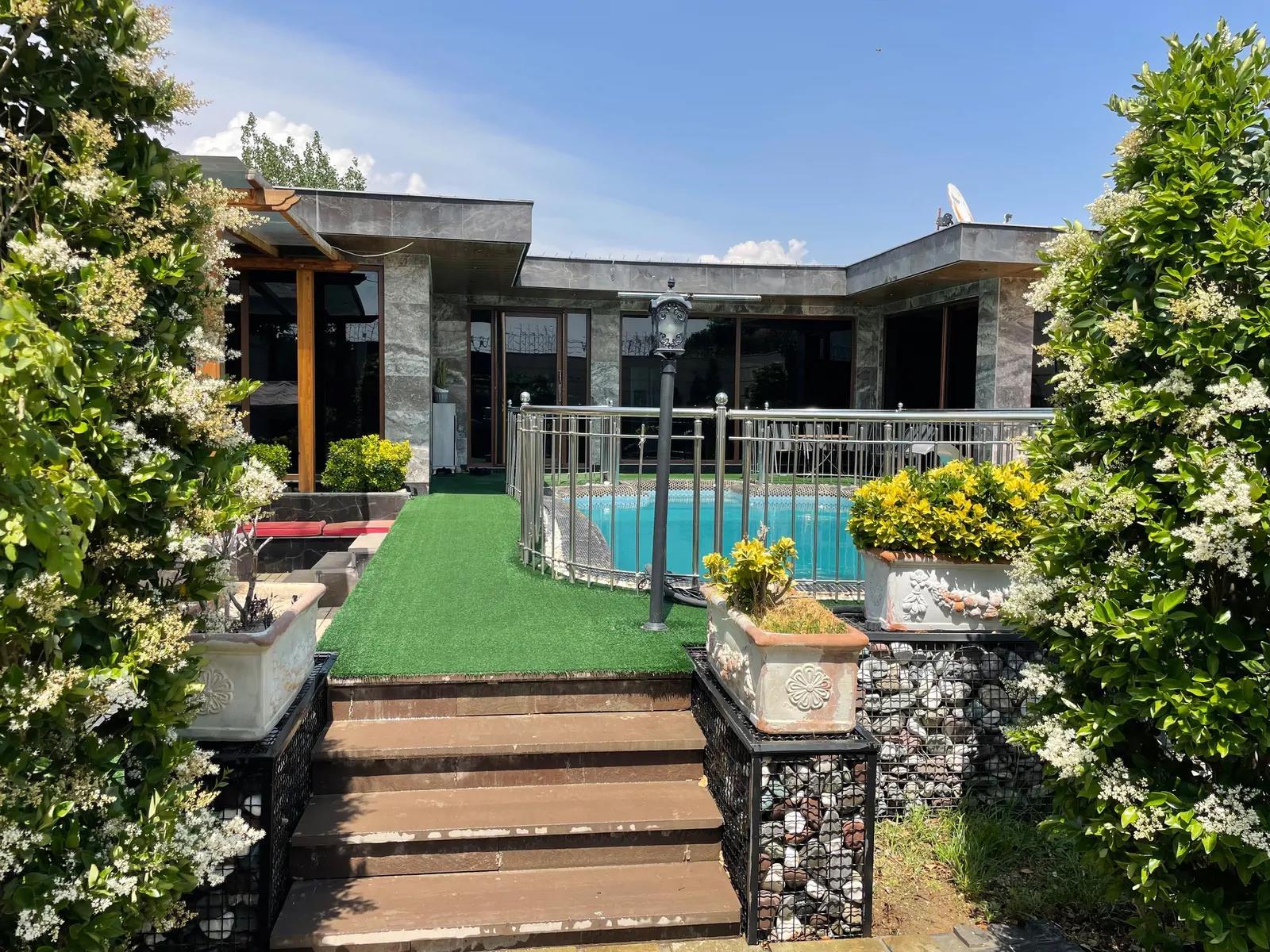 ویلا مدرن استخردار آبگرم مهر فردیس