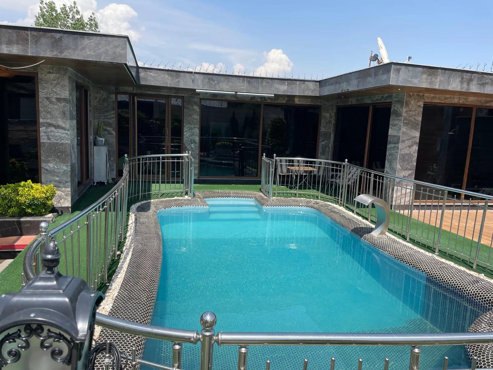 ویلا مدرن استخردار آبگرم مهر فردیس