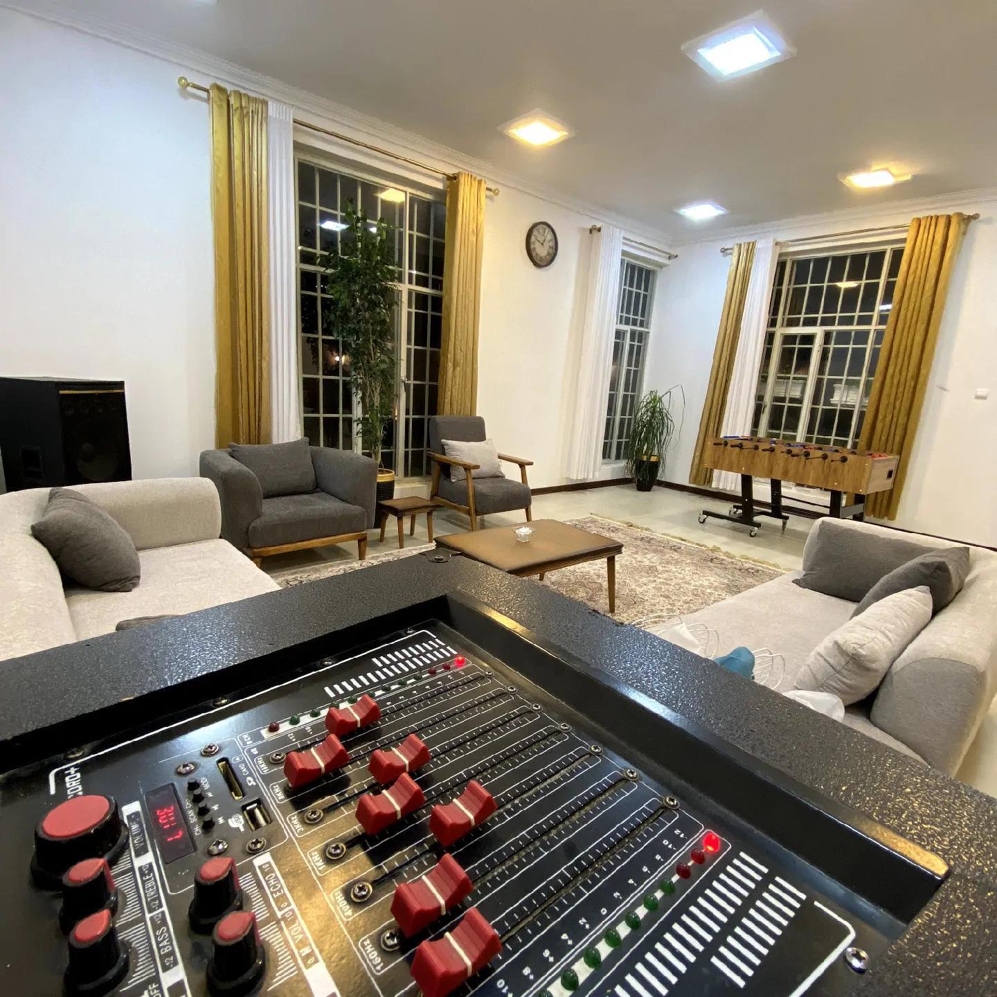 ویلا استخردار آبگرم ساحل فول گیم سهیلیه