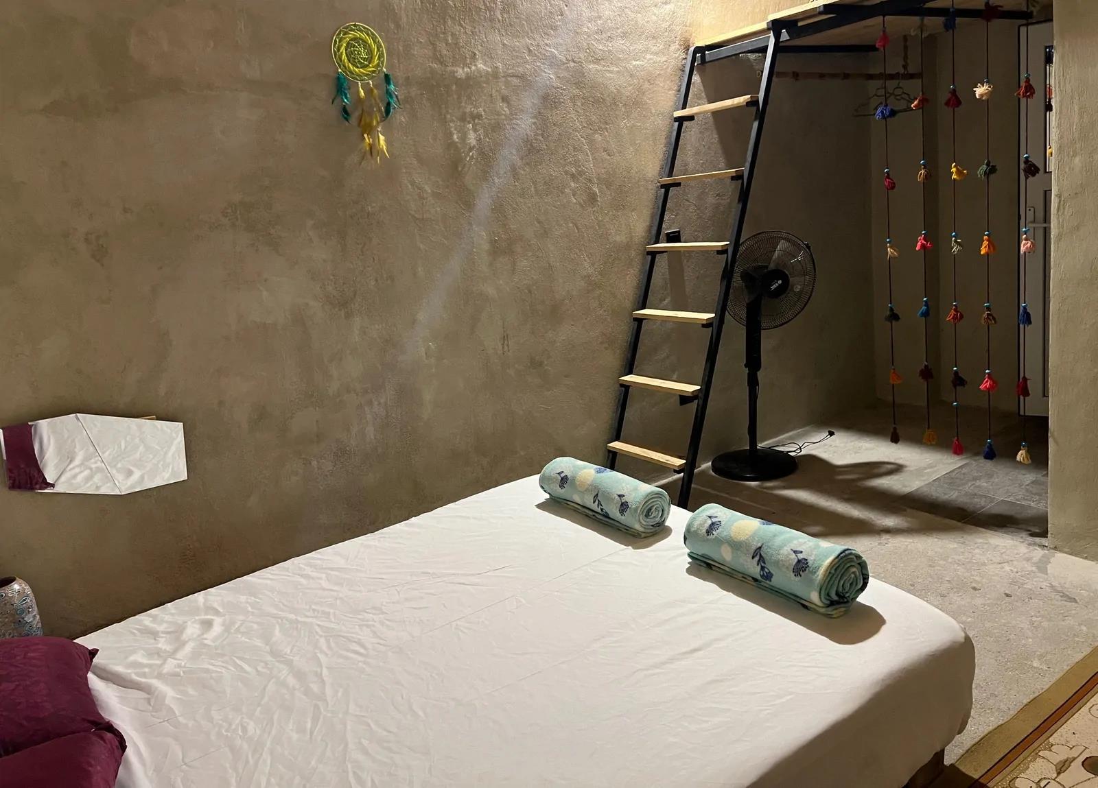 اقامتگاه بومگردی کاژه (واحد دریم کچر) هنگام