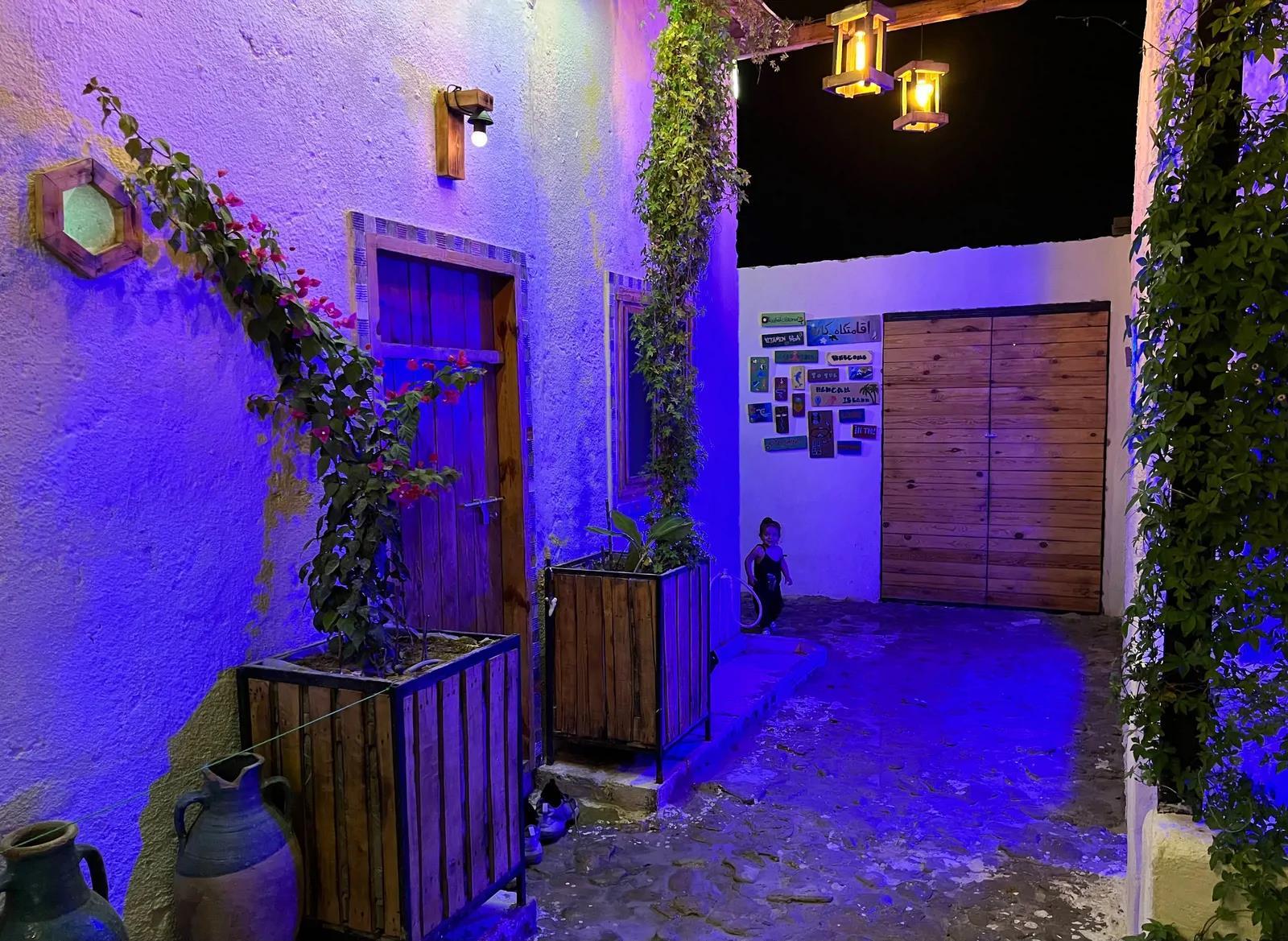 اقامتگاه بومگردی کاژه (واحد دریم کچر) هنگام