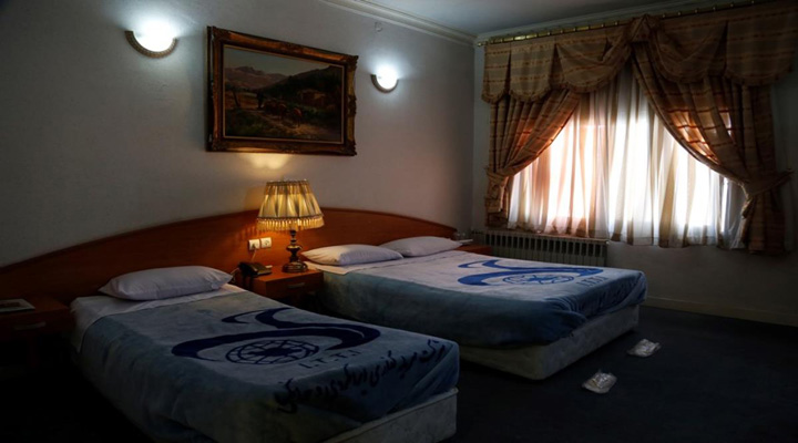 نمای اتاق مهمانسرا جهانگردی رفسنجان