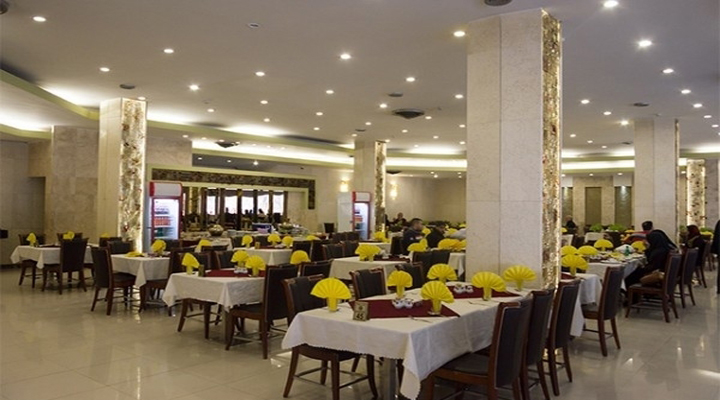 نمای رستوران هتل الغدیر مشهد
