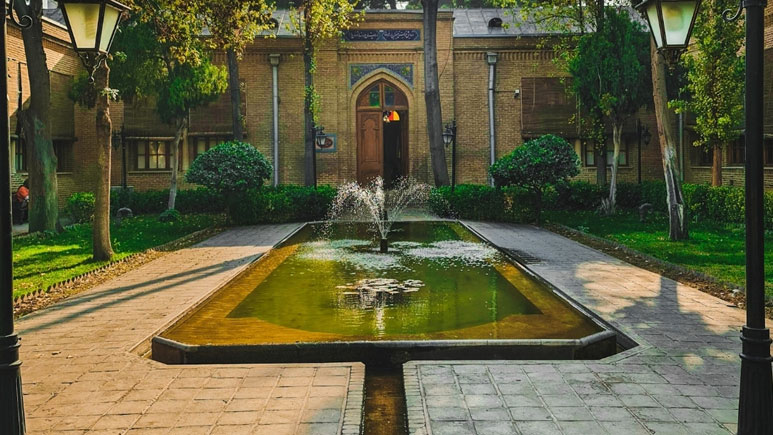باغ موزه نگارستان