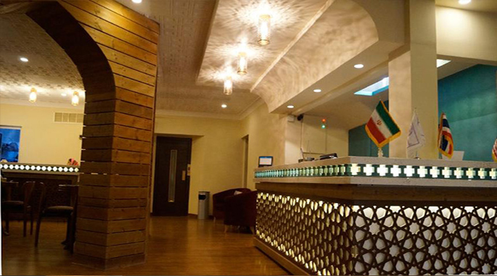 پذیرش هتل لطفعلی خان شیراز