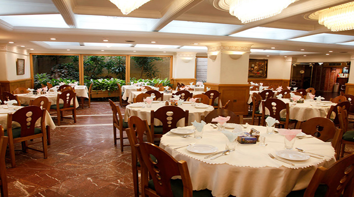 رستوران هتل البرز تهران
