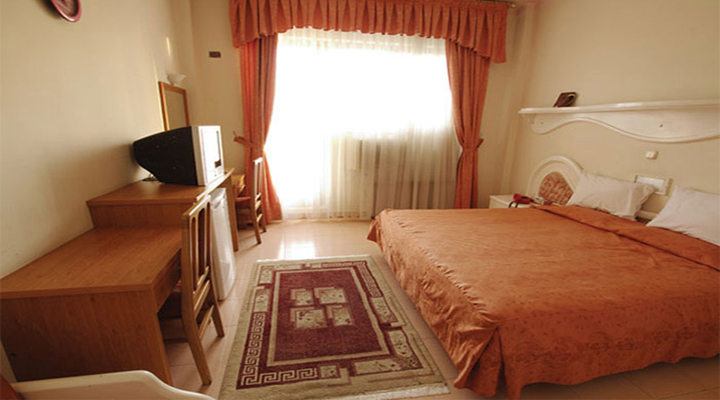 نمای اتاق هتل صدرا شیراز