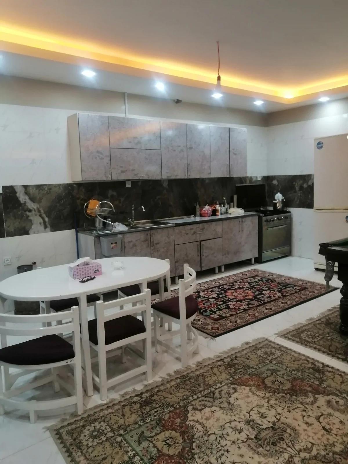 ویلا استخردار آبگرم کندو با بیلیارد کردان