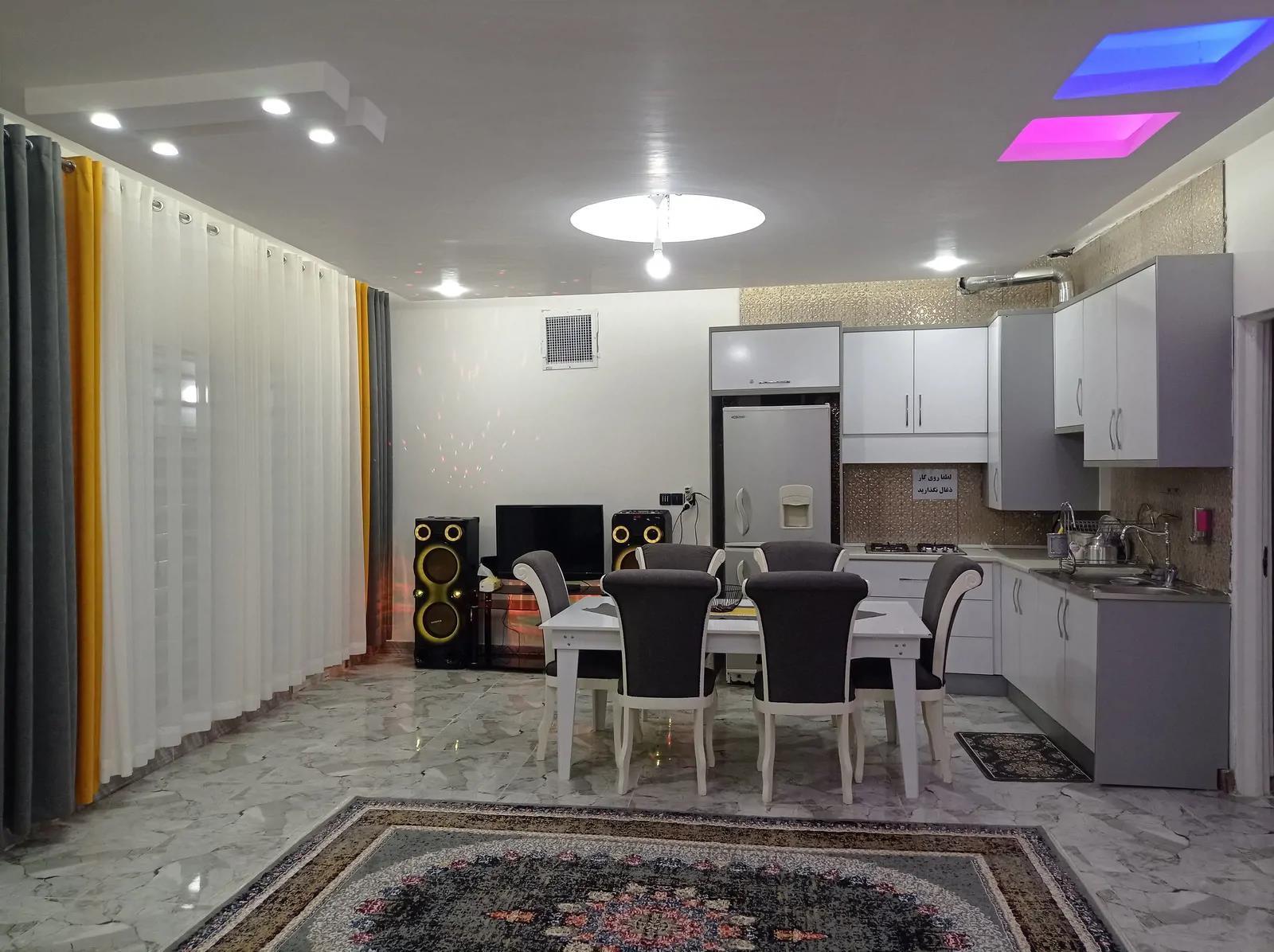 ویلا استخردار آبگرم ماکان سهیلیه