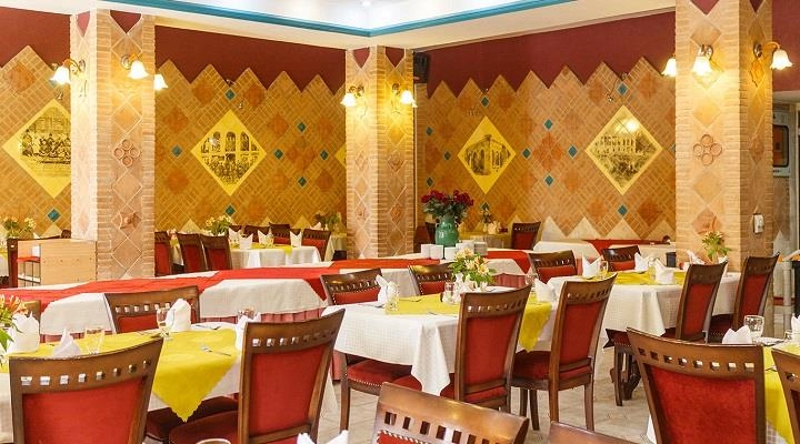 نمای رستوران هتل پارک سعدی شیراز