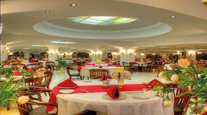 رستوران هتل قصر طلایی مشهد