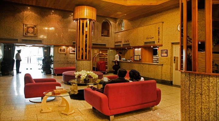 نمای لابی هتل امیر تهران