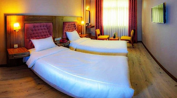 عکس هتل آریانا شیراز