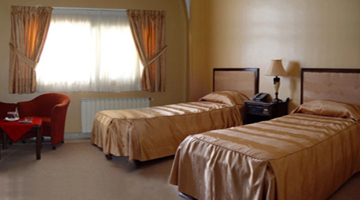 نمای اتاق هتل جهانگردی گلپایگان