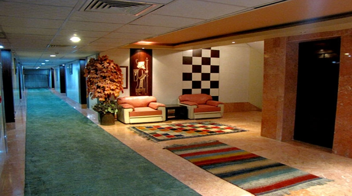 نمای داخلی هتل پرسپولیس شیراز