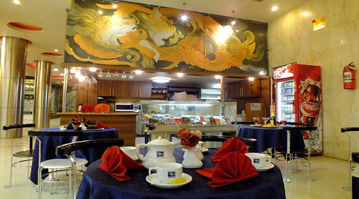 رستوران هتل پارمیدا مشهد 