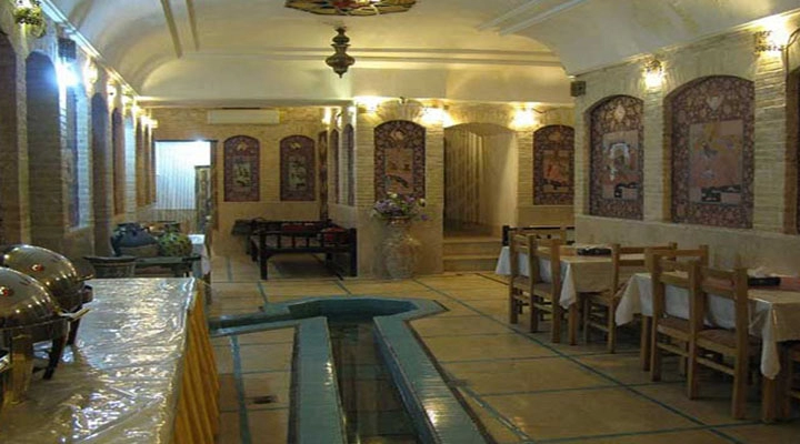 نمای هتل ملک التجار یزد