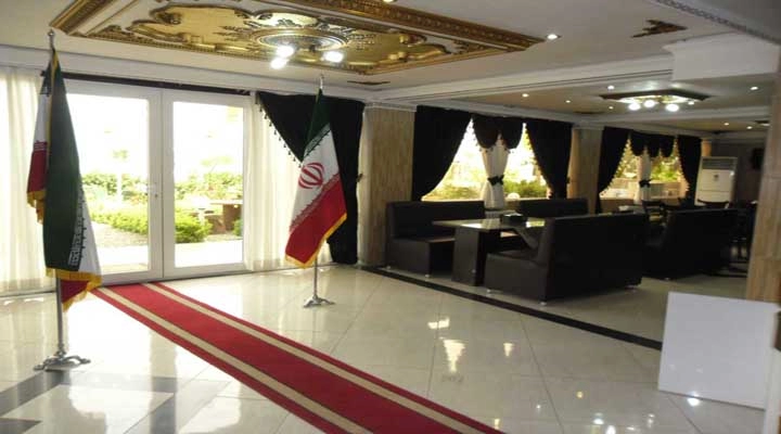 نمای لابی هتل دریاکنار لاهیجان 